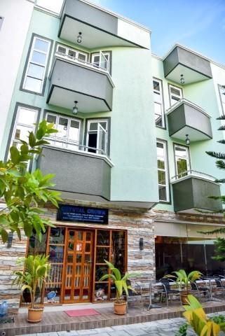 Crystal Crown Hotel Hulhumale Exterior photo