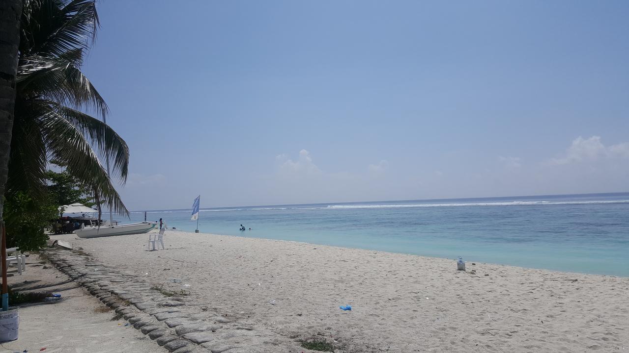 Crystal Crown Hotel Hulhumale Exterior photo